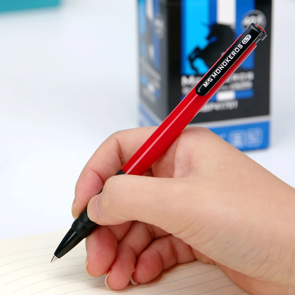 6pcs/daudz Karstā Pārdošanas Augstas Kvalitātes Lodīšu Pildspalvas Zilu Tinti 0.7 mm Rakstīšana Skolas, Biroja Piederumi Elastīgu Lodīšu Pildspalvas